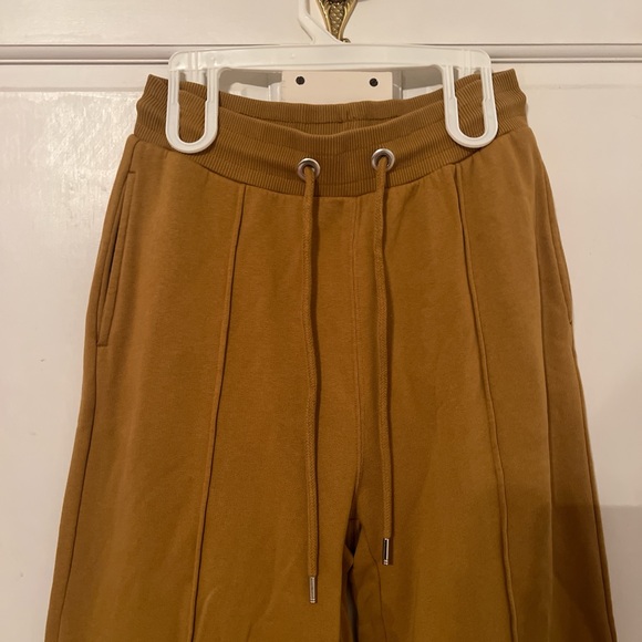 Free people Break Fast Sweatpants π§‘ - Picture 2 of 5